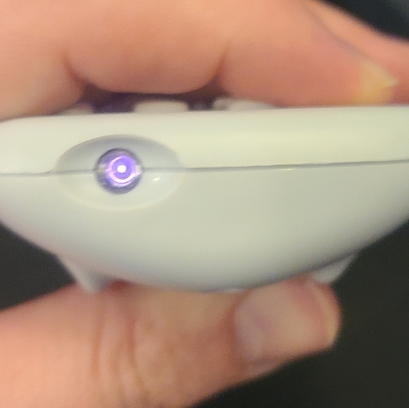 White DVD Media Remote Control - Picture 3 of 3